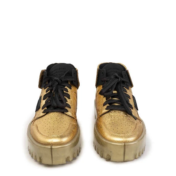 Women's Bold golden sneakers