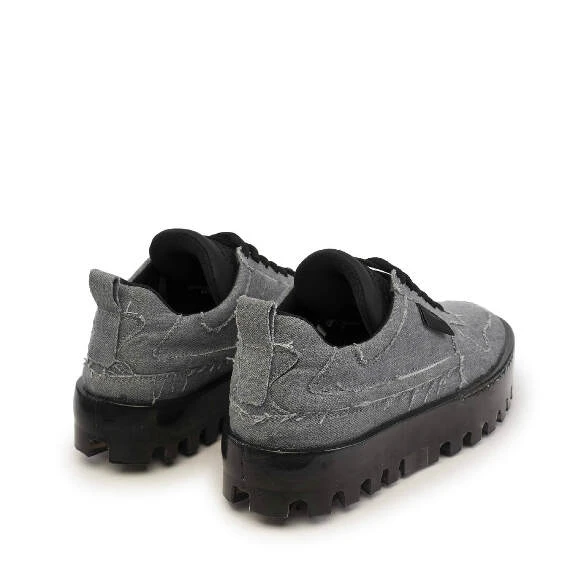 Men’s Bold low-top denim sneakers with black sole