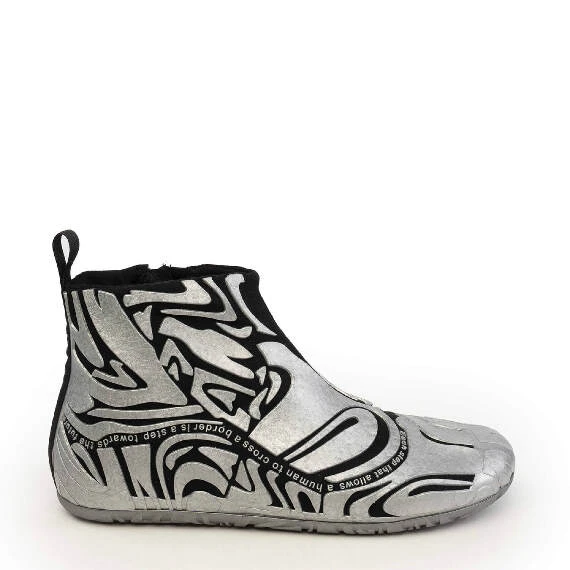 Women's silver Map mid-top shoes
