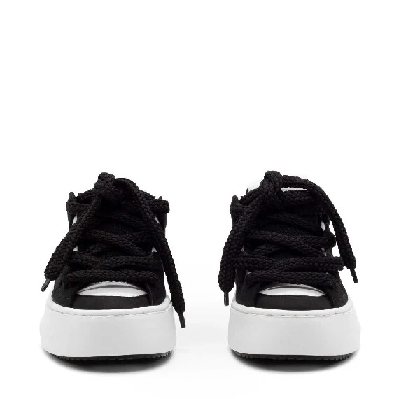 Wave black/white shoes