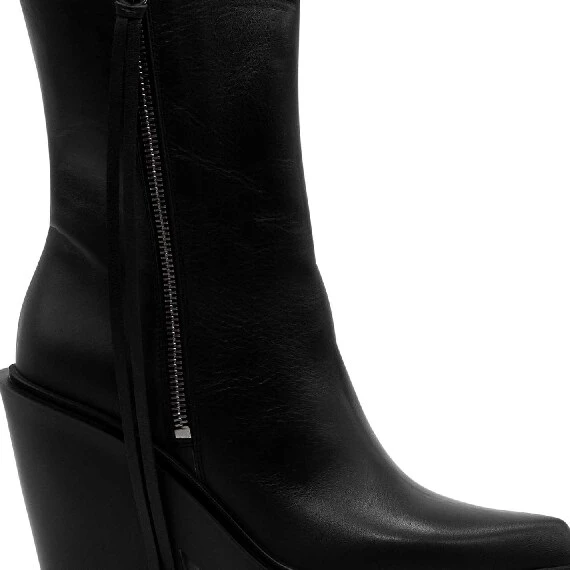 Tetrix black ankle boots 