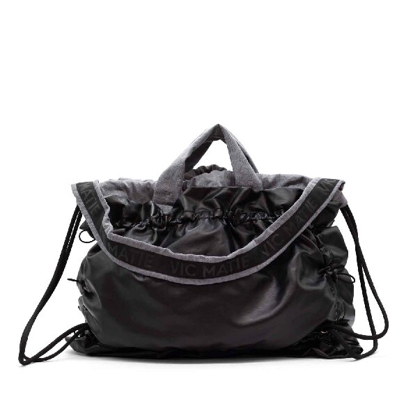 Penny<br />Grey/black shopper bag with drawstring