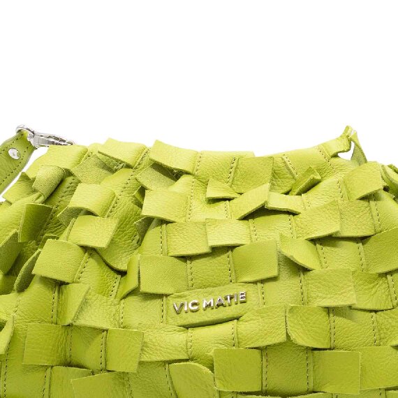 Sara<br />Cedar crossbody bag with fringe detail