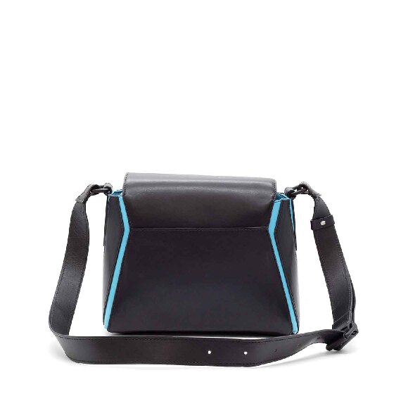 Sofia big<br /> borsa esagono 3d nera/sky blue