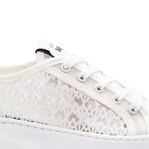 Wave white monogram shoes