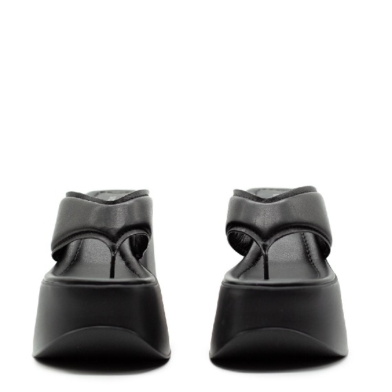 Yoko thong sandals in soft black nappa calfskin