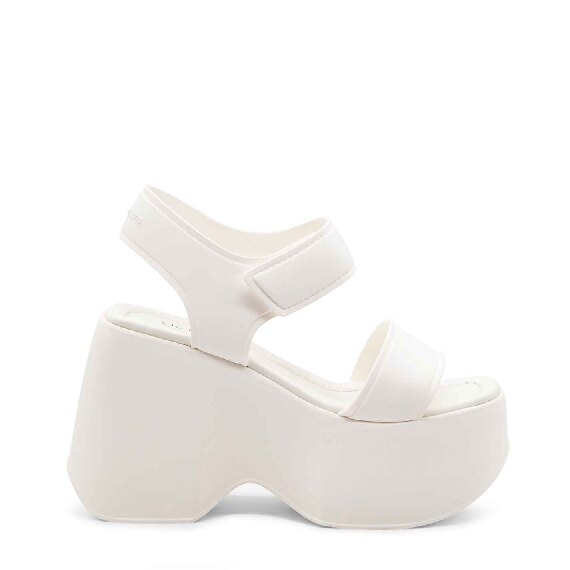 Yoko sandals in white eva