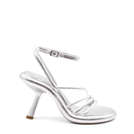 Dosh strappy sandals in laminated silver nappa