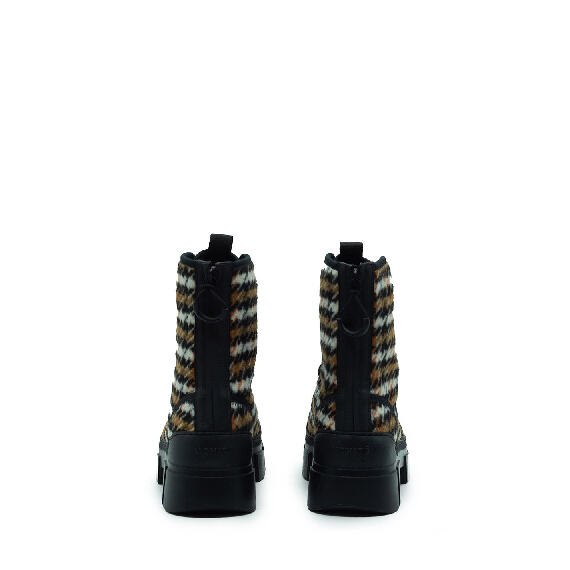 Roccia Honey/Black Combat Boots