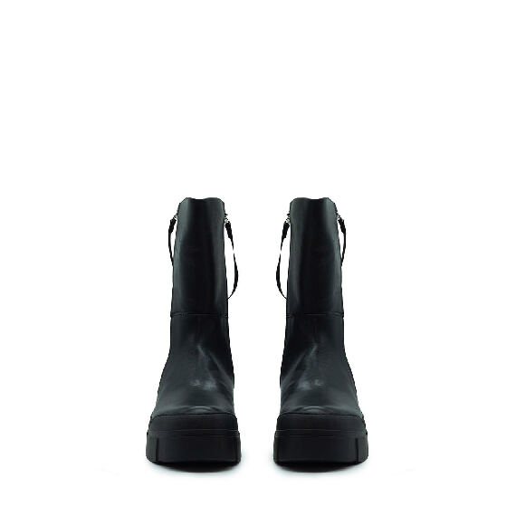 Roccia Black Low Boots