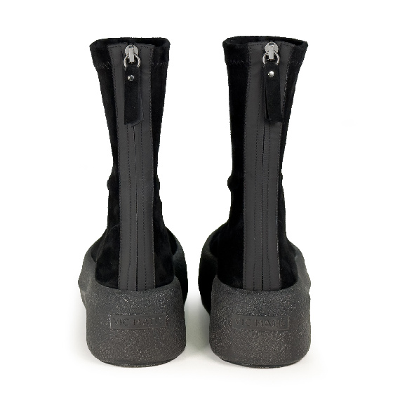 F04 Creepy_ Black ankle boots