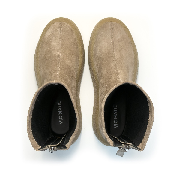 F04 Creepy_ Taupe ankle boots