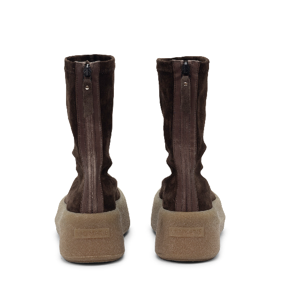 F04 Creepy_ Dark brown ankle boots Vic Matie