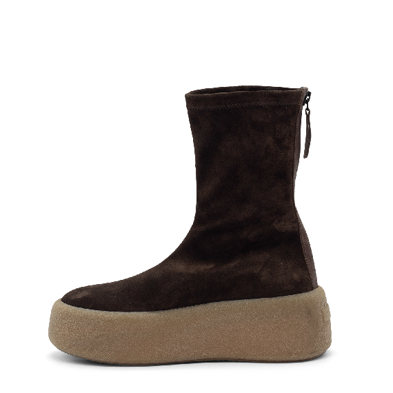 F04 Creepy_ Dark brown ankle boots Vic Matie