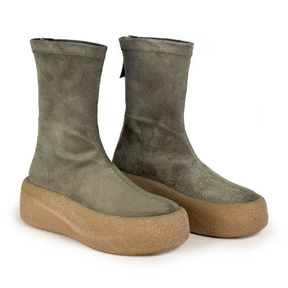 F04 Creepy_ Military green ankle boots Vic Matie