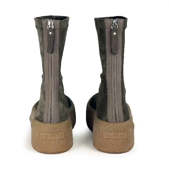 F04 Creepy_ Military green ankle boots Vic Matie