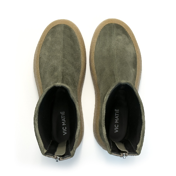 F04 Creepy_ Military green ankle boots Vic Matie