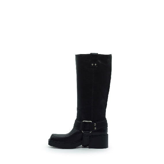 Fray Black Gaucho Boots