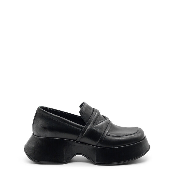 Mini Yoko Black Loafers