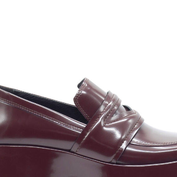 Mini Yoko Dark Red Brushed Calfskin Loafers