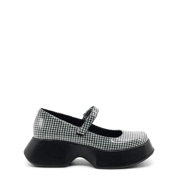 Mini Yoko Black/White Mary Jane Shoes