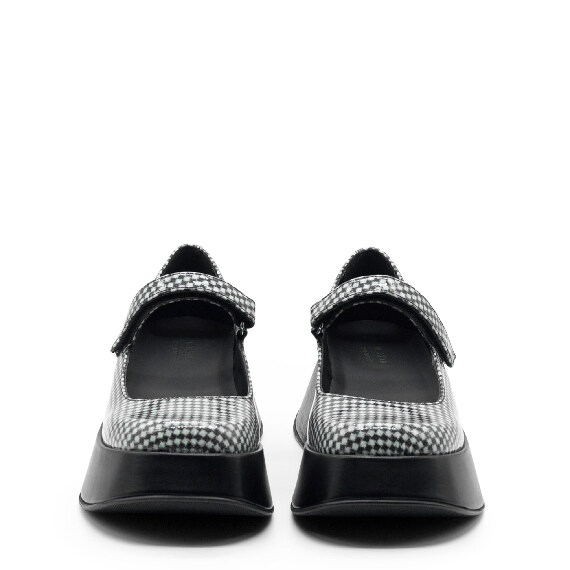 Mini Yoko Black/White Mary Jane Shoes