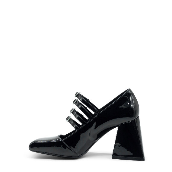 Ming Black Lacquer Pumps