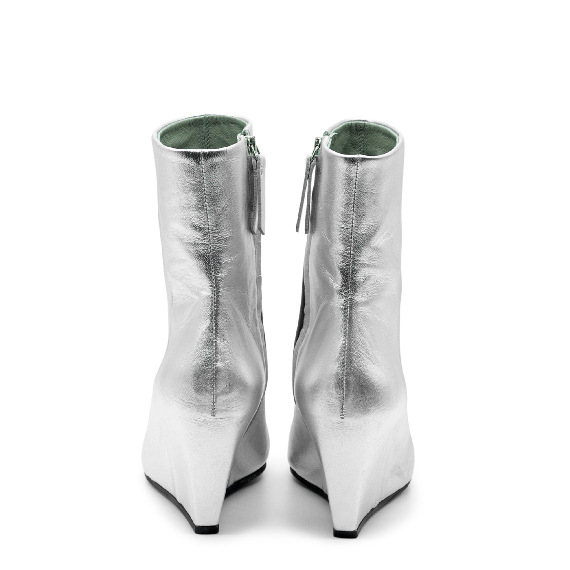 Cocoon Minimal Silver Shiny Nappa Leather Half Boots