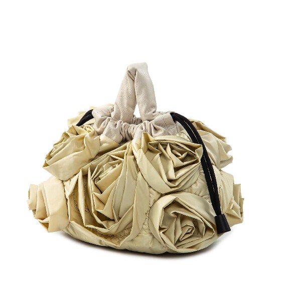 Rose Small<br>Sacca  piccola con rose panna