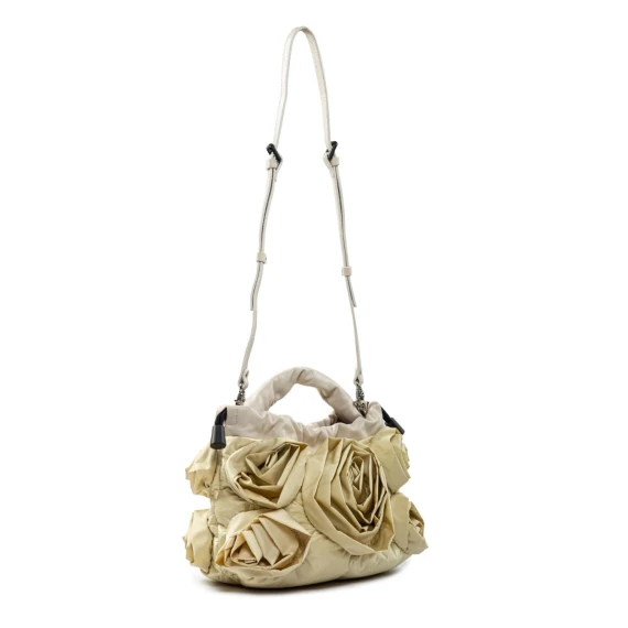 Rose Small<br>Small drawstring bag with roses cream