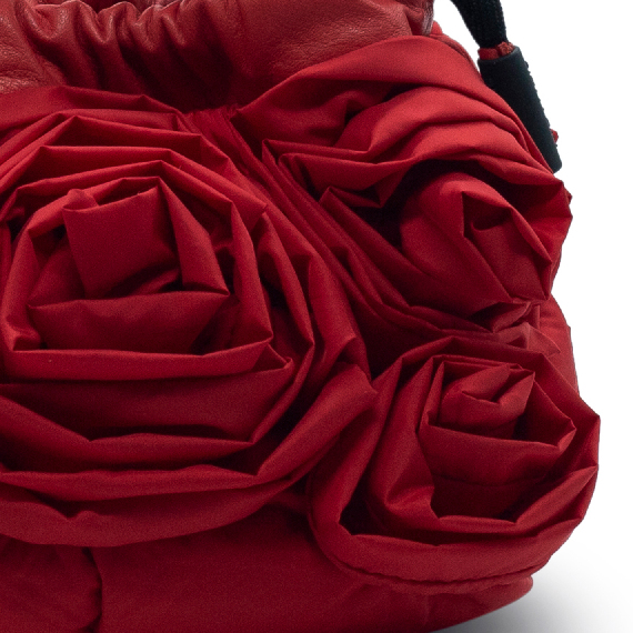 Rose Small<br>Sacca  piccola con rose rossa