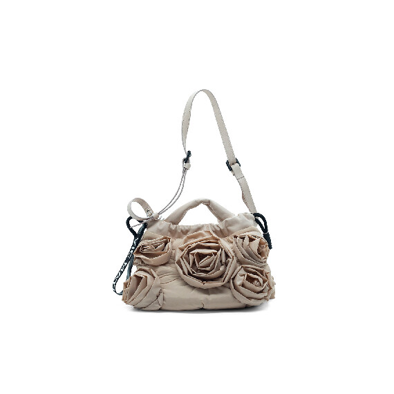 Rose Small<br />Small bag with roses on the front in powder pink