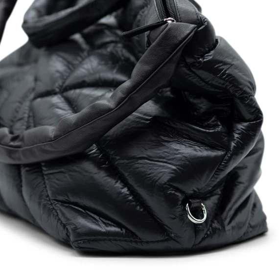 Petra<br/>Black quilted bag  