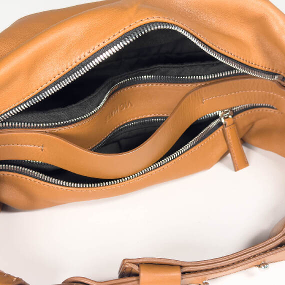 Abigail<br>Hobo bag cuoio