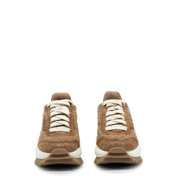 D22 Running – Earth-toned faux fur shoe  