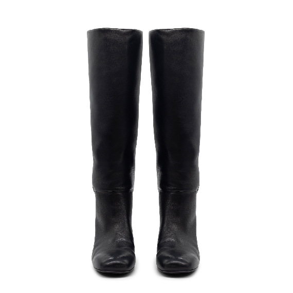 H12 Drop – Minimal black boot in leather  