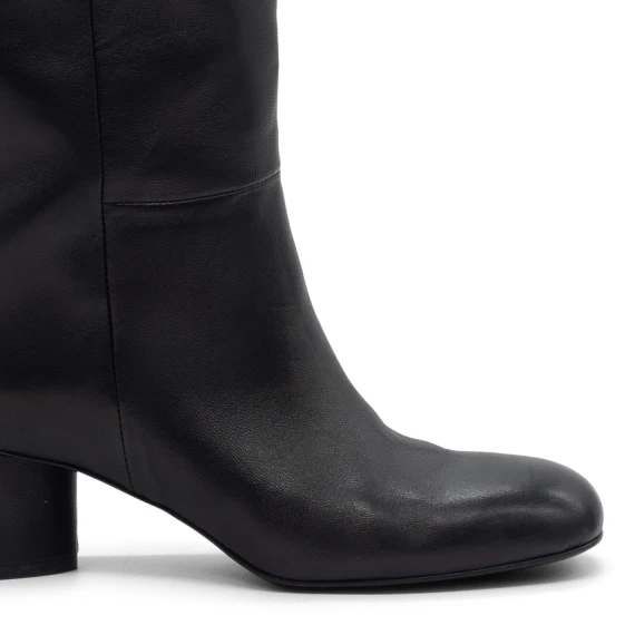 H12 Drop-Stivale minimal in pelle nero
