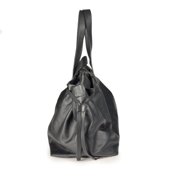 Claudia<br>Briefcase black