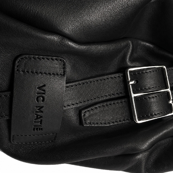 Ada<br>Drawstring bag black