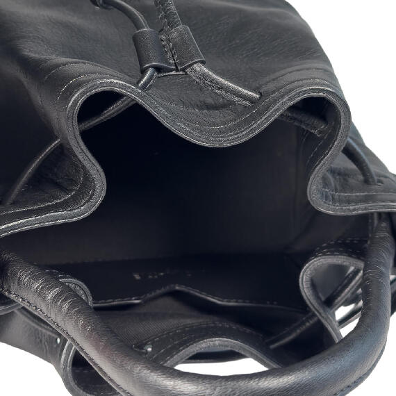 Naima<br>Soft leather bucket bag black
