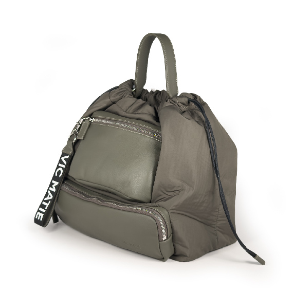 PeggyBackpack military green Vic Matie