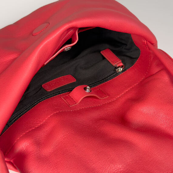 Dafne <br>Baguette rosso