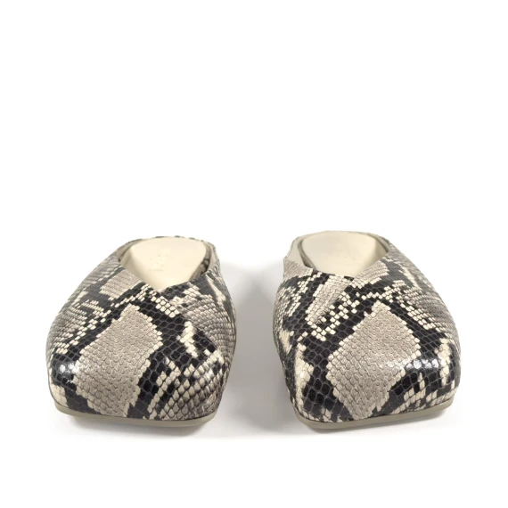 G34_Square closed<br>Slipper ice