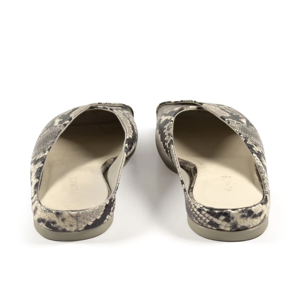 G34_Square closed<br>Slipper ice