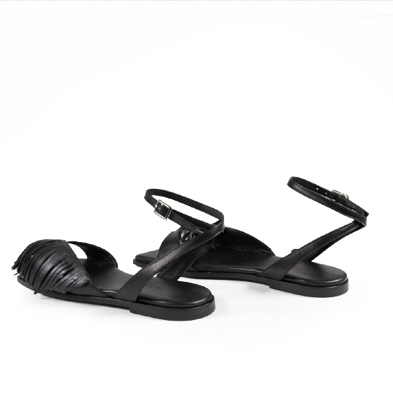 G42_Square open<br>Sandal in nappa leather black