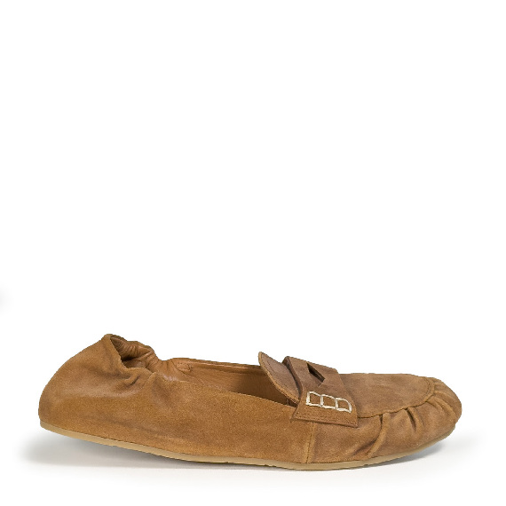K02_Moka<br>Loafer tan