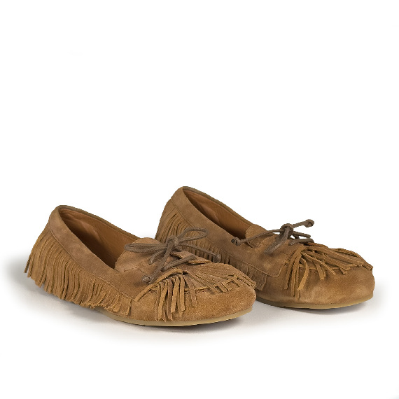 K02_Moka<br>Loafer with fringes tan