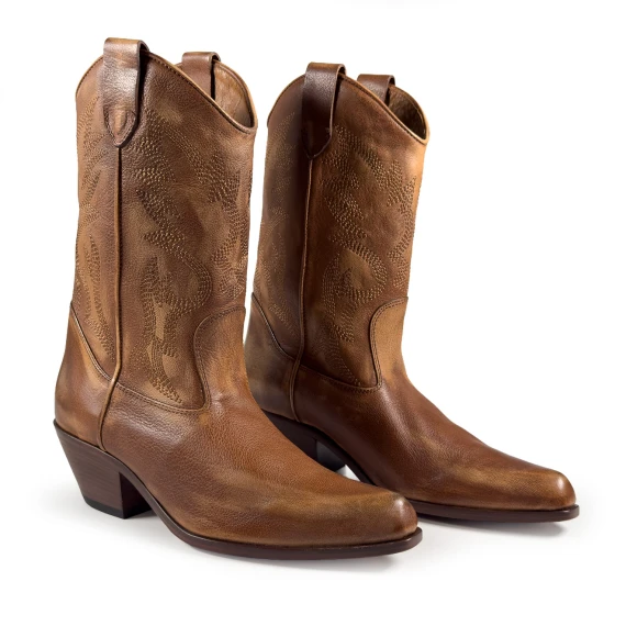 K12_Dallas<br>Western boot tan in buffalo leather