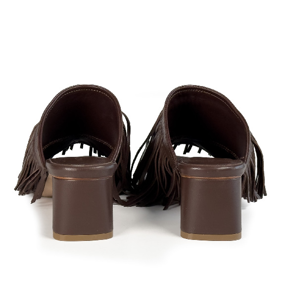 K16_Drop_Mule marrone in morbida nappa