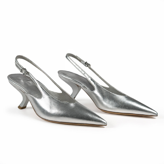 K18_Apostrophe<br>Chanel slingback silver